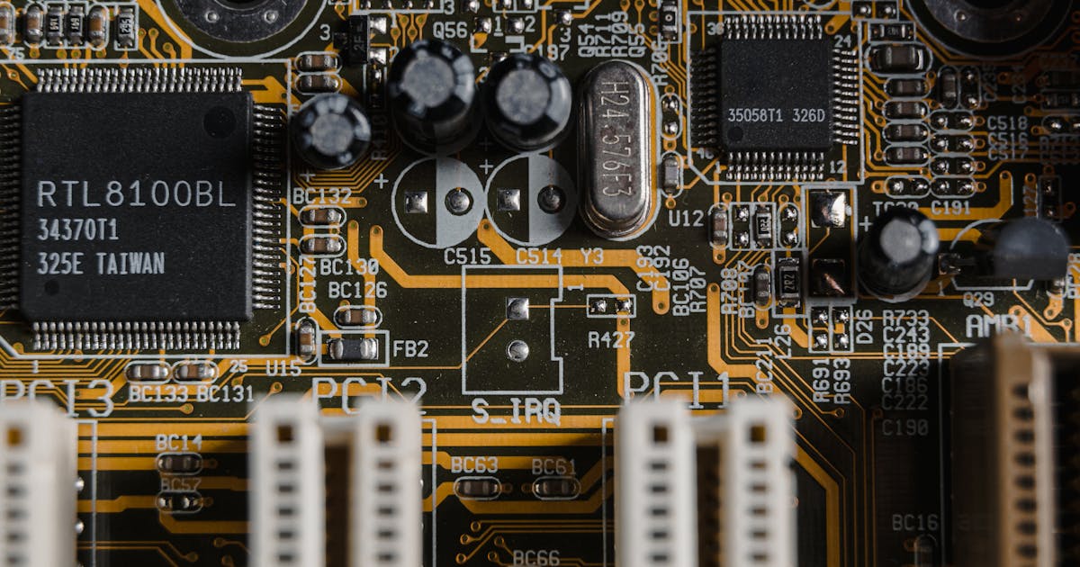 Tech — Tech Volatility Persists as AI Valuations Face Scrutiny